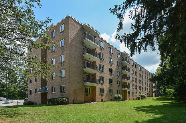 Residential Building - Norriton East Apartments