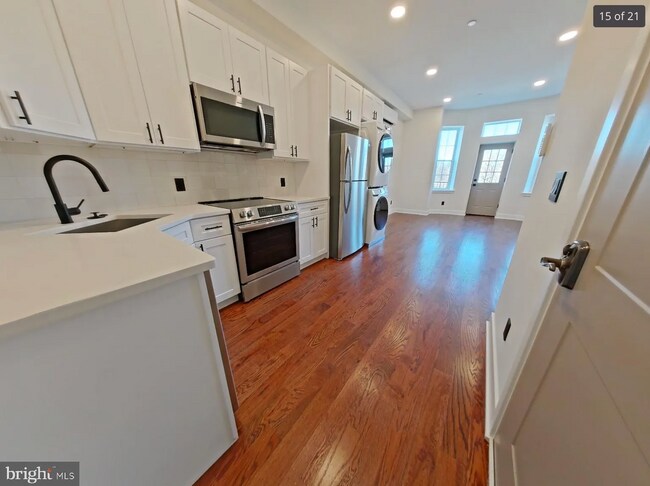 Foto del edificio - 1613 N 33rd St