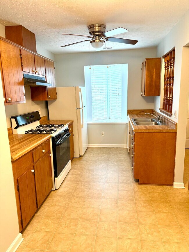 Foto del edificio - Charming Cary Home on Rosebrooks Drive: Comfort & Convenience Await!