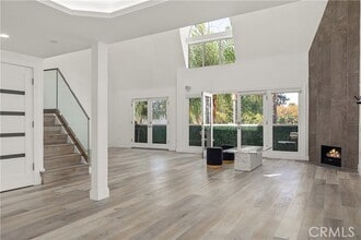 Building Photo - 4235 Mary Ellen Ave