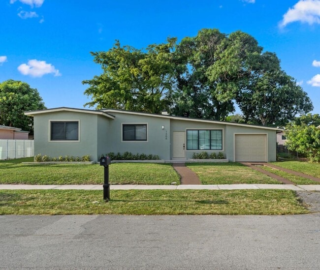 Photo - 1300 NW 90th St House