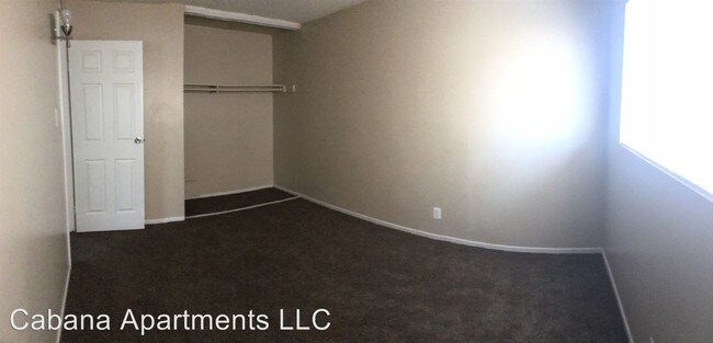 Building Photo - 2521 Poppy Ln
