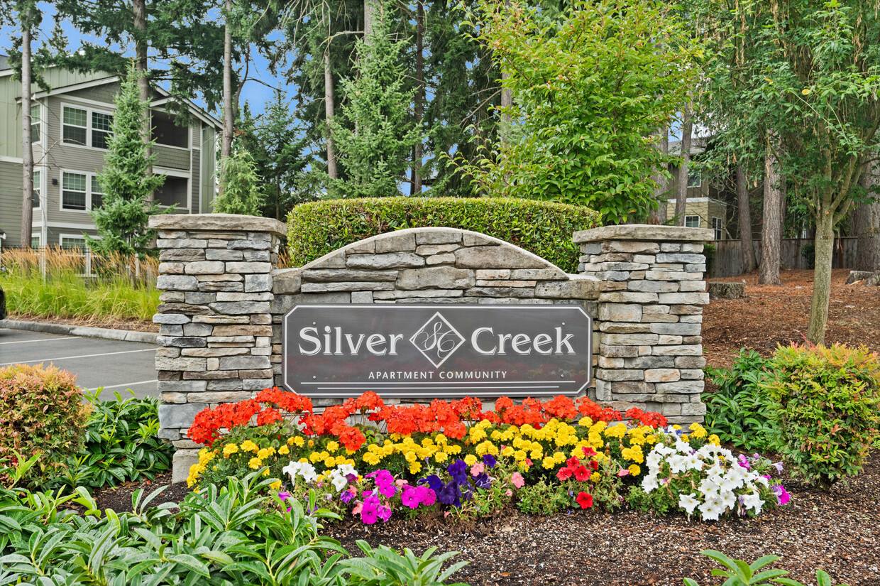 Apartamentos Silver Creek - Silver Creek Apartments