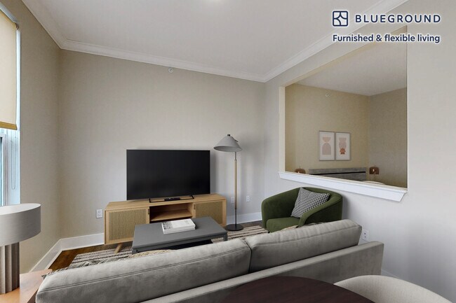 Foto del edificio - 80 North Centre Ave-SI FL2-ID3528A