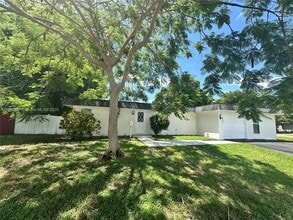 Building Photo - 8003 NW 70th Ave
