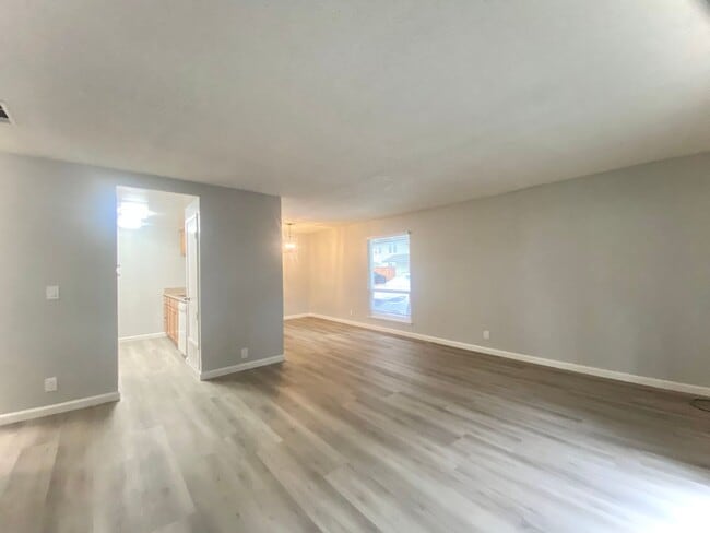Foto del edificio - Charming 2-bedroom townhome in Fremont