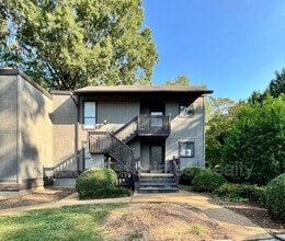 Building Photo - 123 Cedar Cove Ln