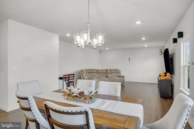 Foto del edificio - 26 Barnhart Cir