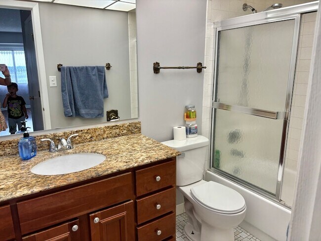 Foto del edificio - 375 Plum Creek Dr
