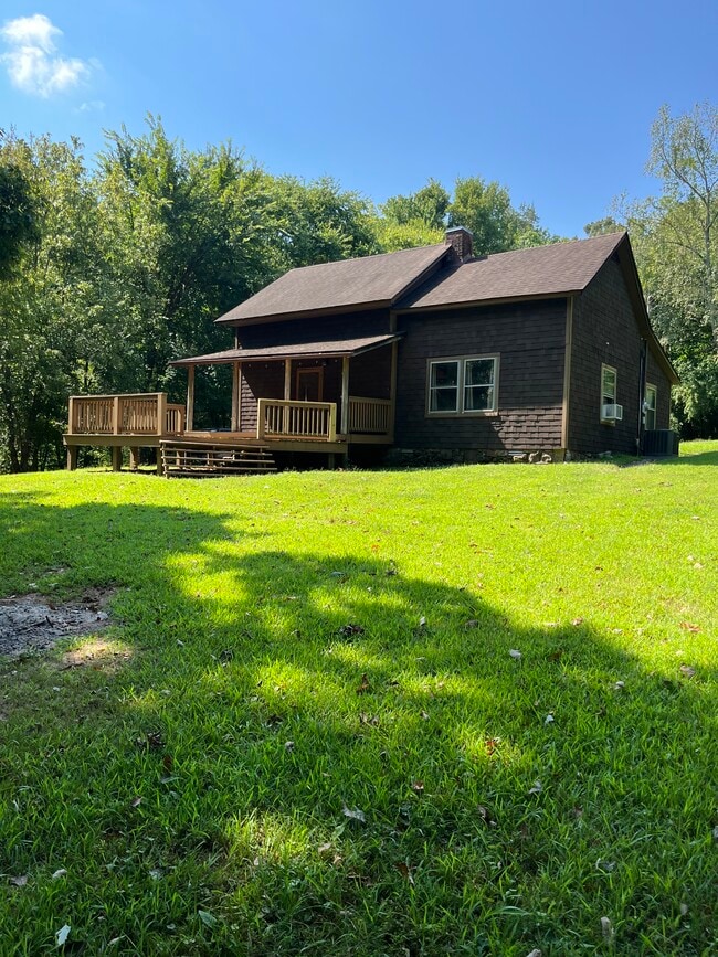 Building Photo - 1415 Gholson Rd