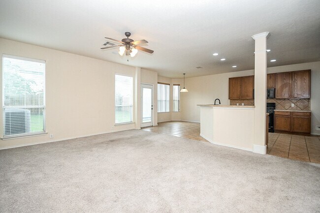 Foto del edificio - 3015 Darby Brook Dr