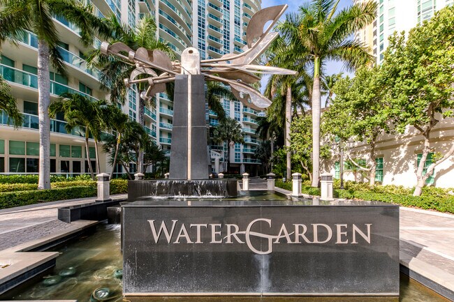 Foto del edificio - 347 N New River Dr E