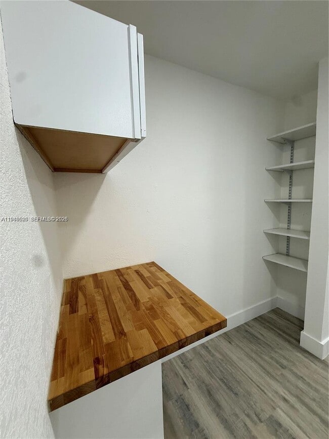 Foto del edificio - 5413 SW 23rd St