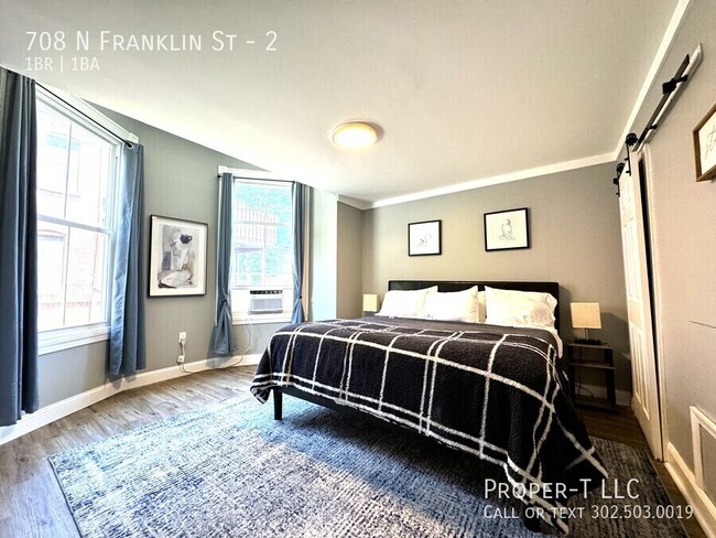 Foto del edificio - 708 N Franklin St