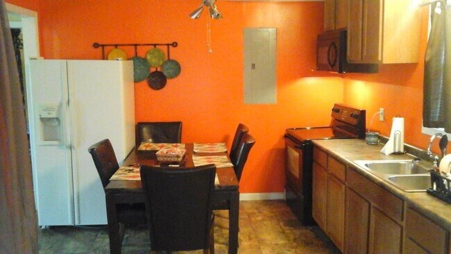Foto del edificio - 95 Co Rd 7411