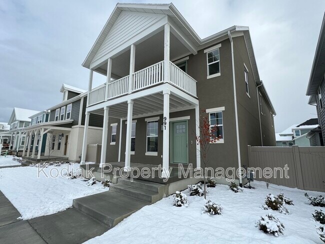 Foto del edificio - 991 Shoreline Dr