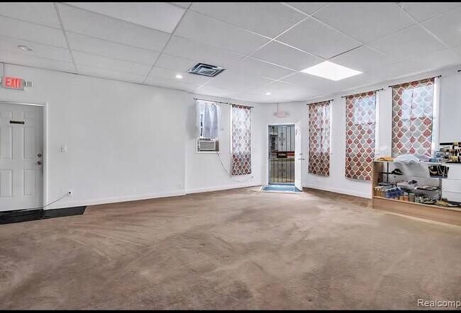 Foto del edificio - 2078 Belmont St