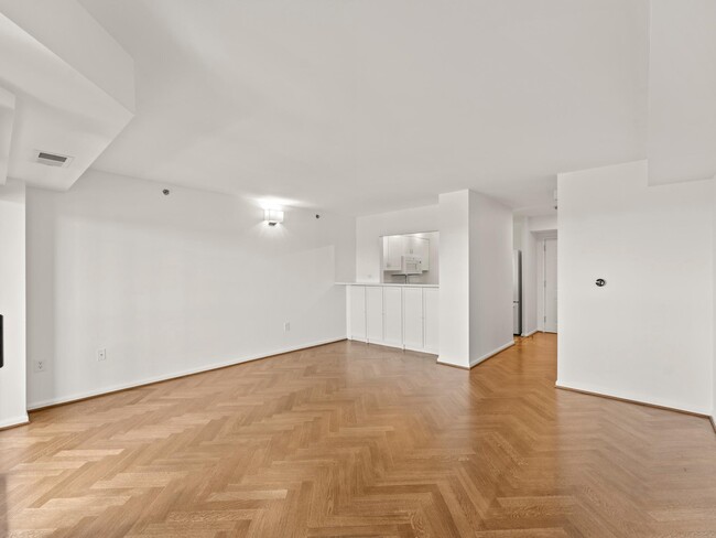 Foto del edificio - 2121 Jamieson Ave