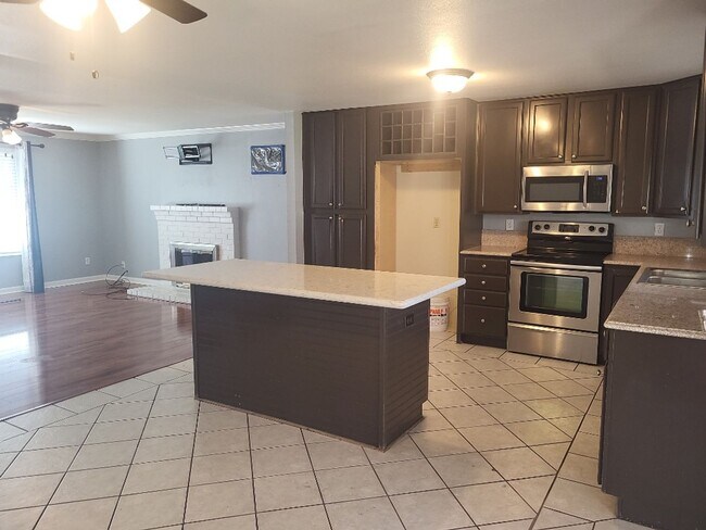 Building Photo - 2956 Waterfield Drive - 3BR, 2BA house in ...