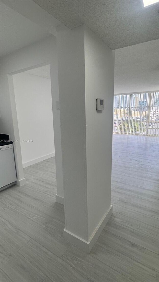 Building Photo - 200 172nd St