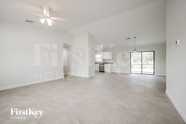 Building Photo - 2506 63rd St W