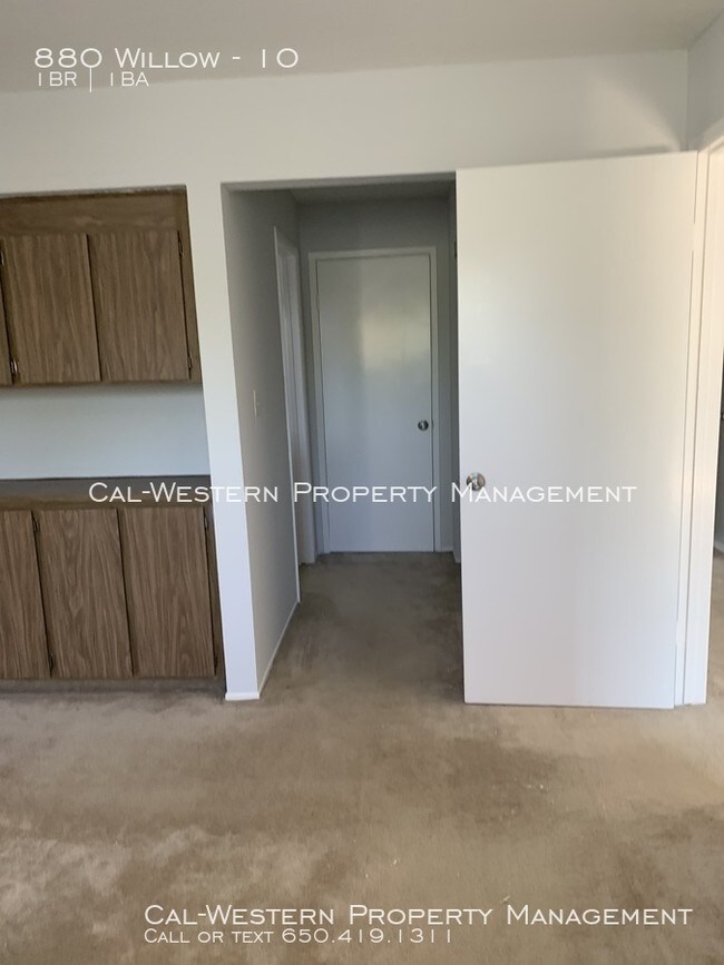 Foto del edificio - 880 Willow St