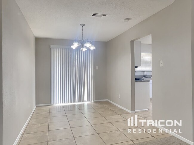 Building Photo - 10726 Grand Pines Drive Sugar Land TX