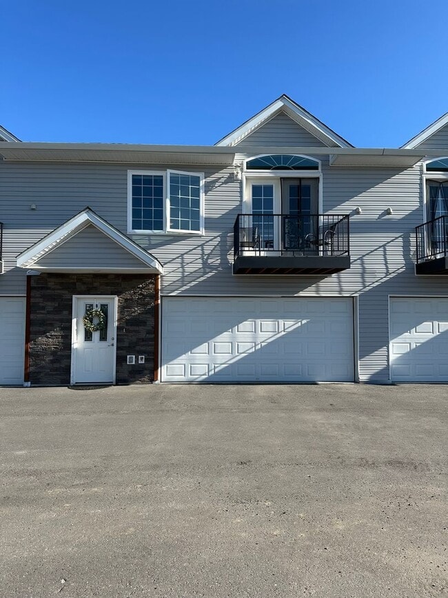 Building Photo - 2670 Bald Eagle Ct