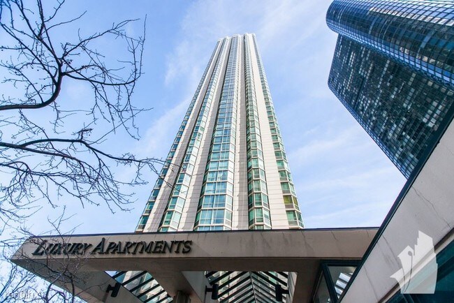 Foto del edificio - 195 N Harbor Dr