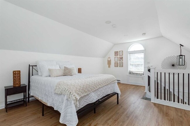 Foto del edificio - 48 Columbia St