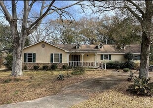 Building Photo - 9416 Windrow Pl