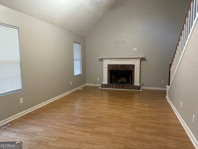 Building Photo - 1331 Colt Ridge Dr SE