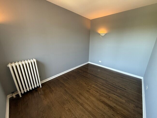 Foto del edificio - 6848 32nd St