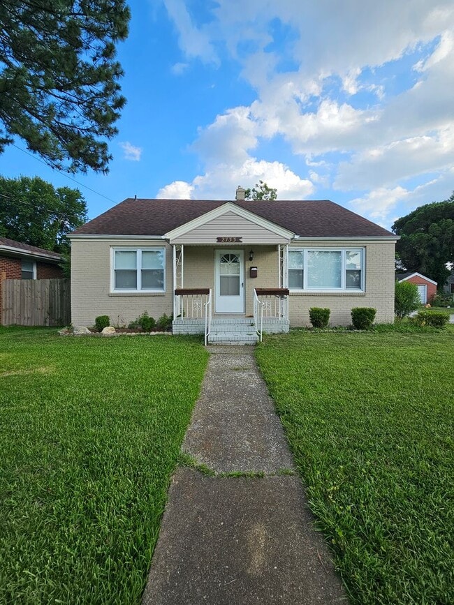 Building Photo - Broad Creek
