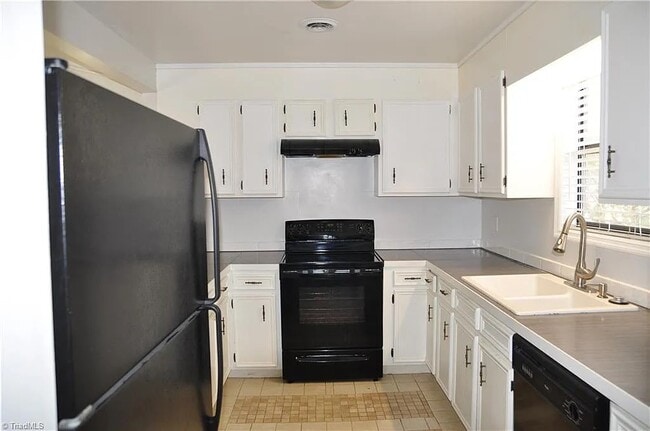 Building Photo - 1504 Aspen Way