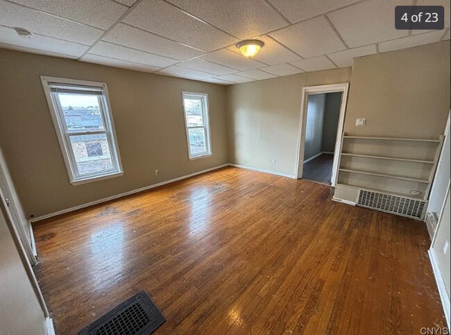 Foto del edificio - 201 E Glen Ave