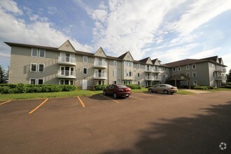 Building Photo - Cambridge Court