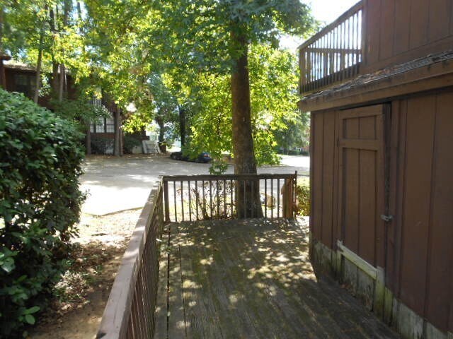 Foto del edificio - 3 Bedroom, 2.5 Bath off of Mission Road! Available August 2026!