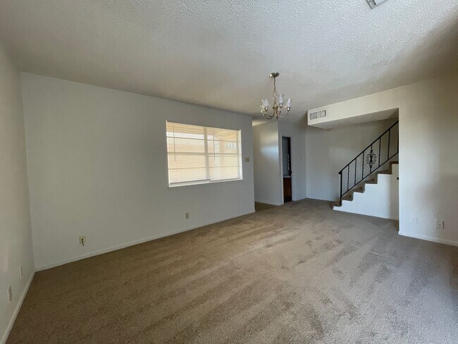 Foto del edificio - 3609 Hereford Ln