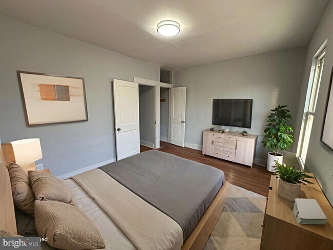 Building Photo - 1922 Ruan St