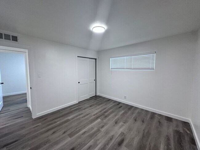 Foto del edificio - 1765 Auburn Wy