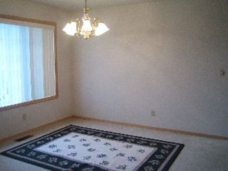 Building Photo - 116 Willow Circle, Pasco