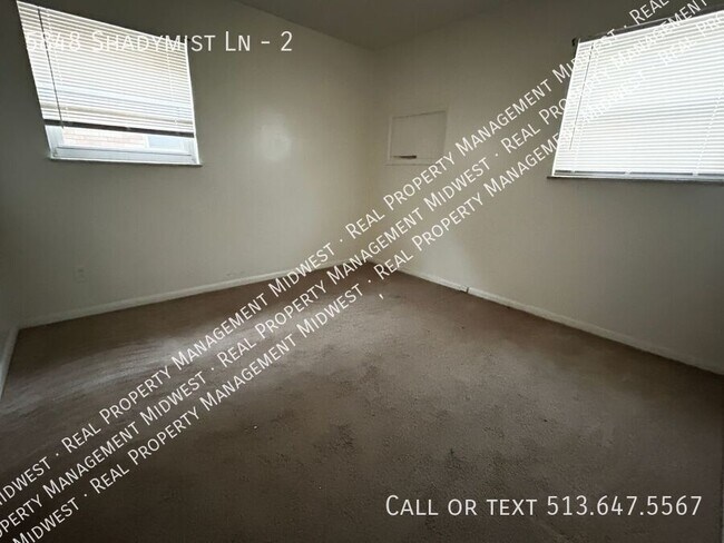 Foto del edificio - 5848 Shadymist Ln