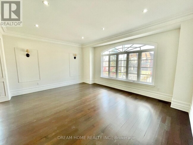 Building Photo - 25A OAK AVENUE