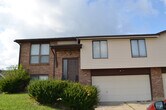 Primary Photo - 2451 N Knoll Dr