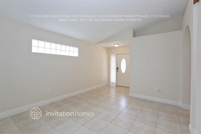 Building Photo - 7651 NW 168th Terrace