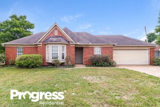 Building Photo - 9309 Garden Woods Cove