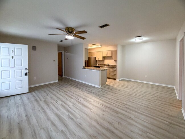 Building Photo - 888 Culp Ave