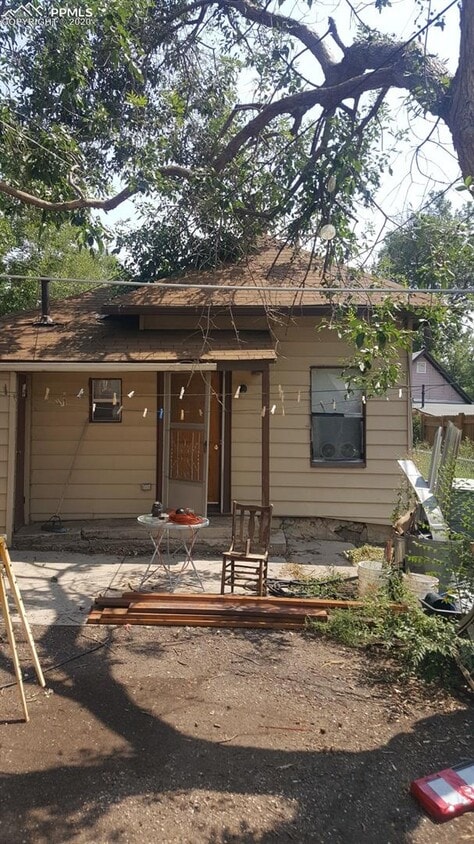 Primary Photo - 410 N Corona St