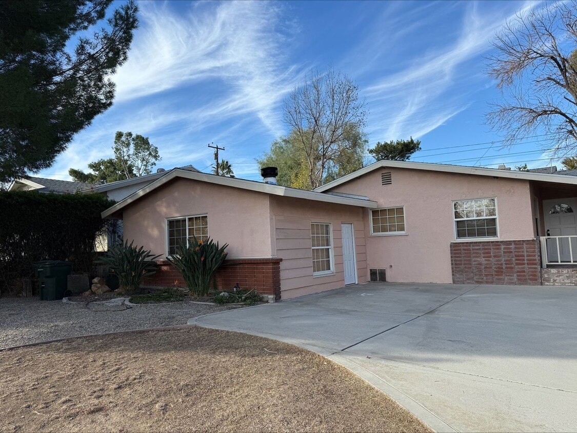 Foto principal - Rancho Cucamonga home for rent 3Bed/2Bath